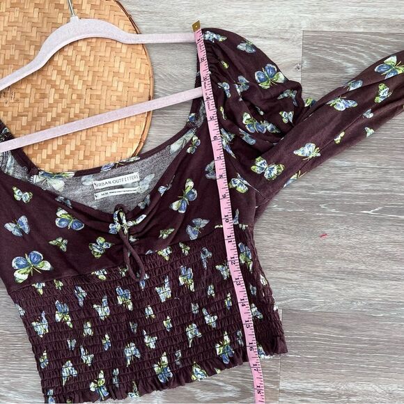 Urban outfitters butterfly print smocked balloon sleeve blouse - Picture 4 of 7